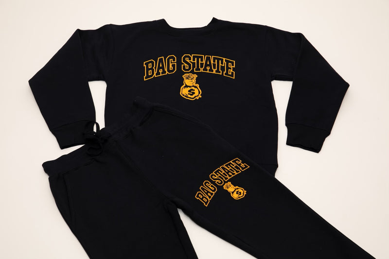 BAG STATE UNIVERSITY Crewneck Outfit